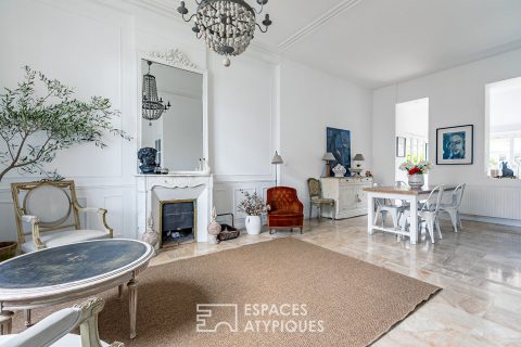 Perfect – Set of 2 renovated townhouses linked by patio and garden