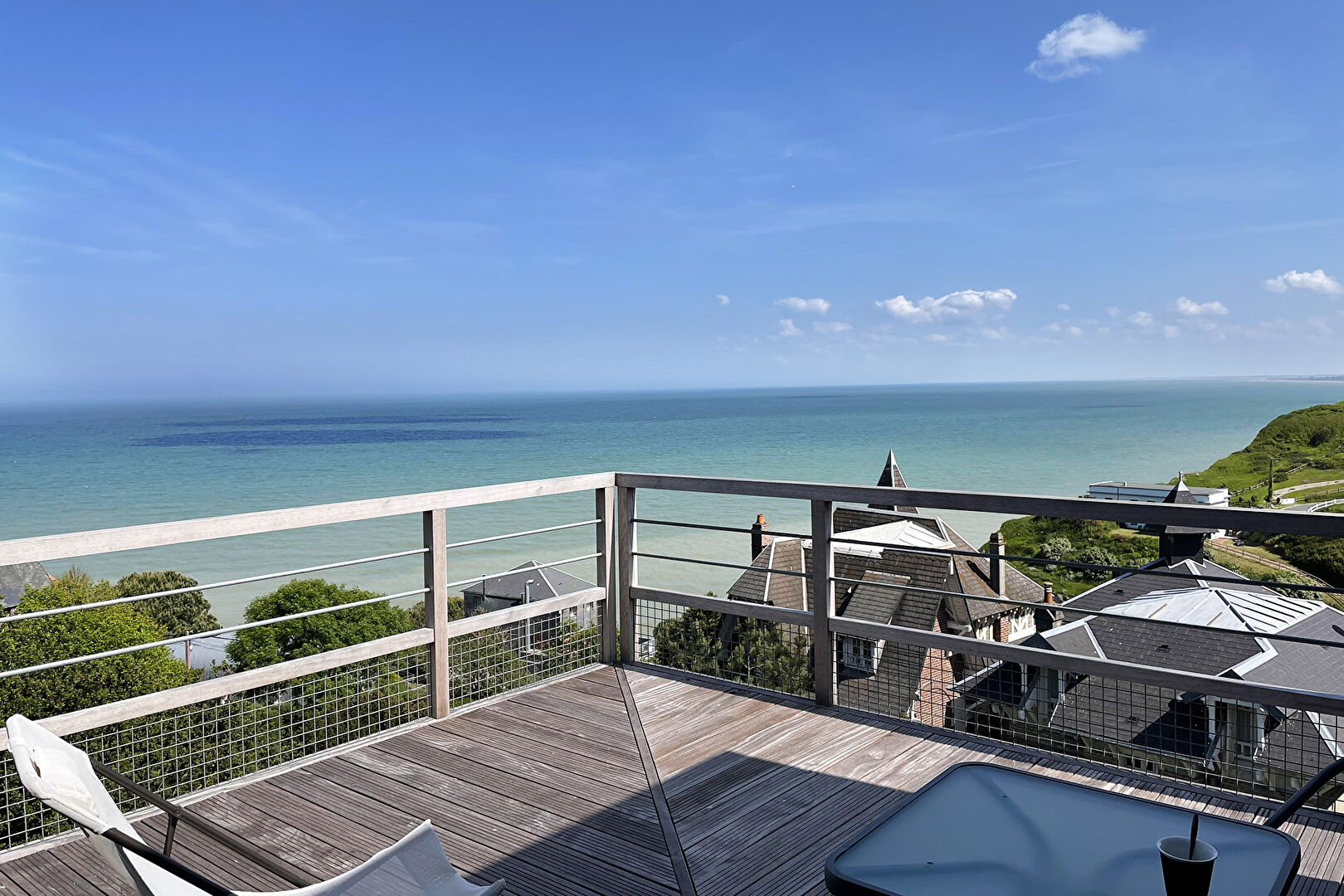 Contemporary architect-designed villa with breathtaking sea views