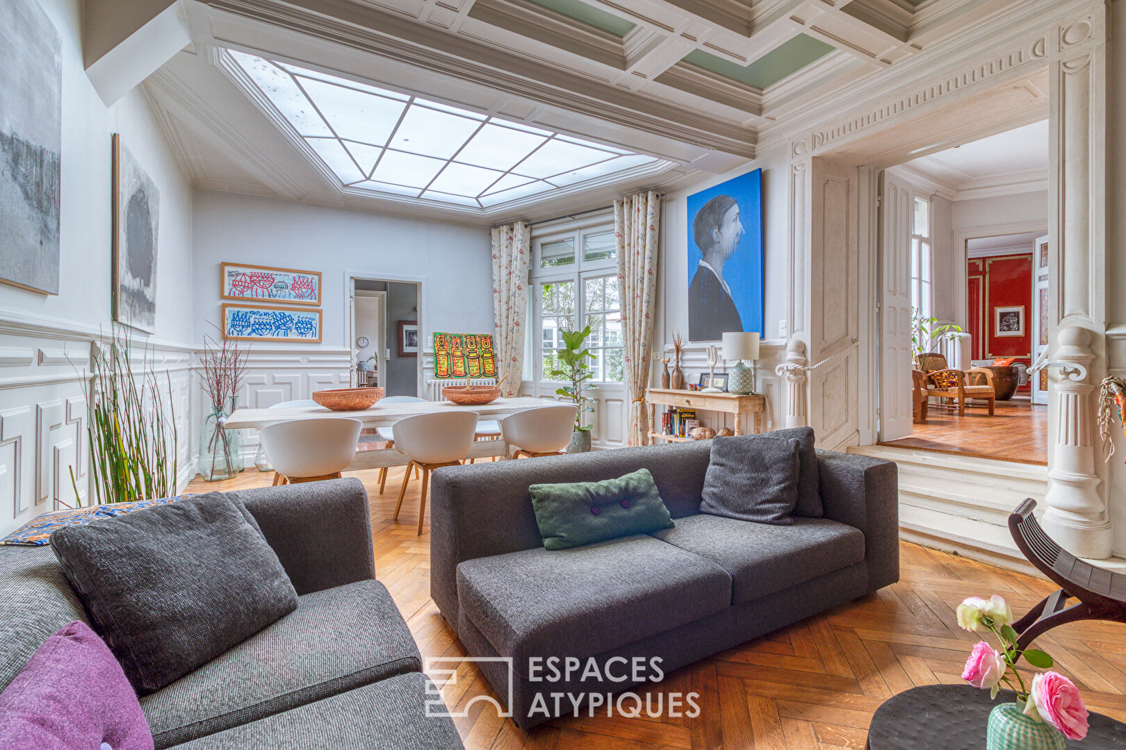 Magnificent residence with courtyard in the heart of Amiens city center