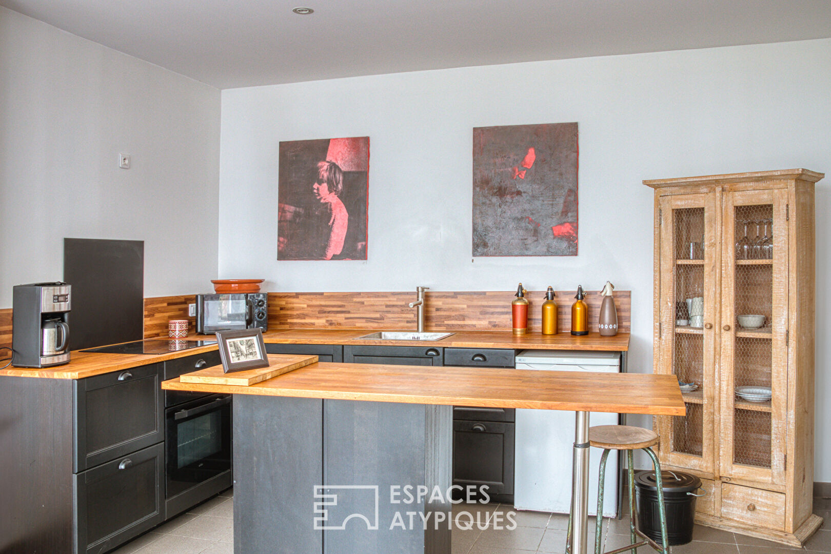 Magnificent residence with courtyard in the heart of Amiens city center