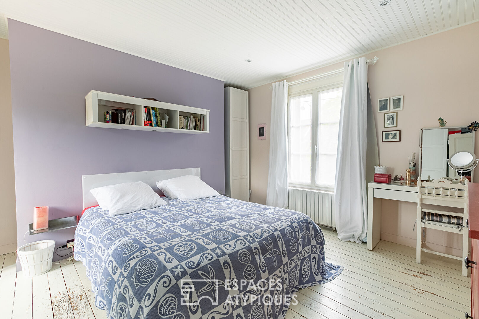 Maison de famille rénovée avec annexe aménagée et joli jardin en centre ville.
