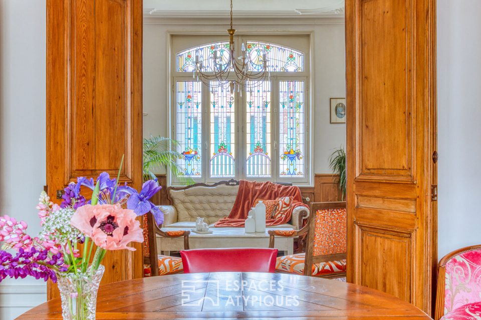 Superbe maison de maître du XIXe siècle : idéale pour maison d'hôtes ou propriété familiale.