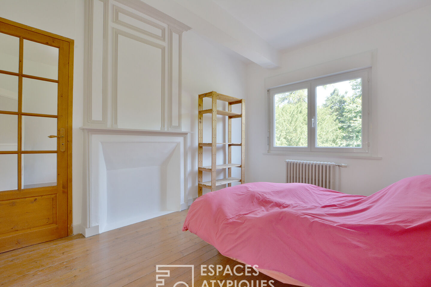 A Property of Character and Serenity close to Oisemont