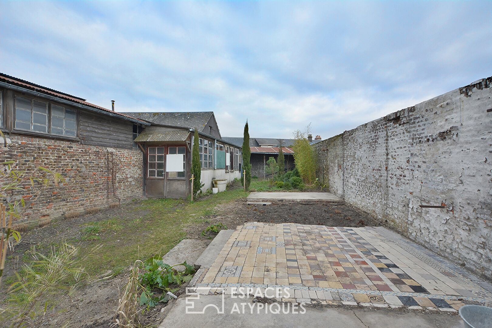 Ancien atelier à réhabiliter au centre du Crotoy