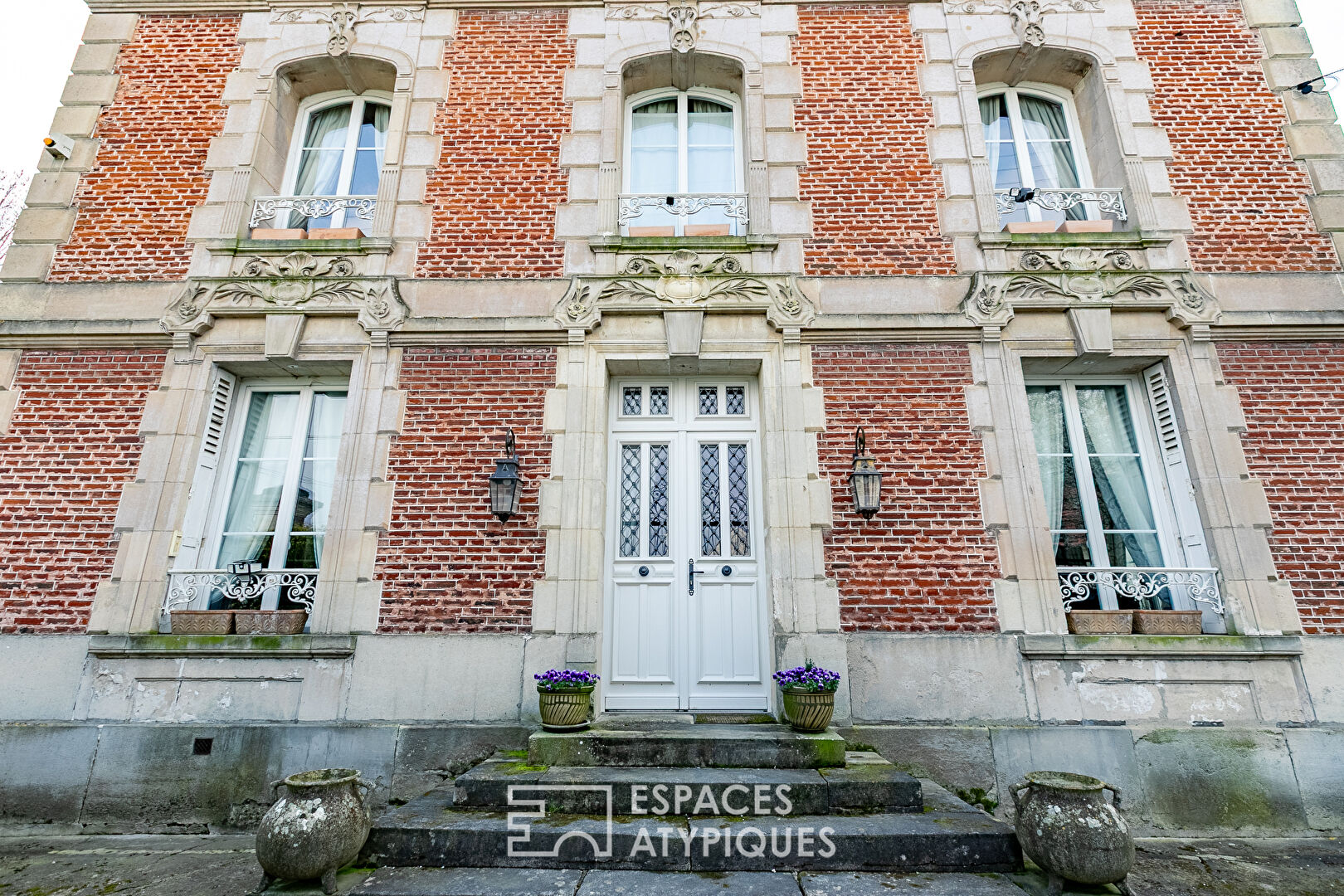Maison de maître avec parc et dépendances près de Clermont