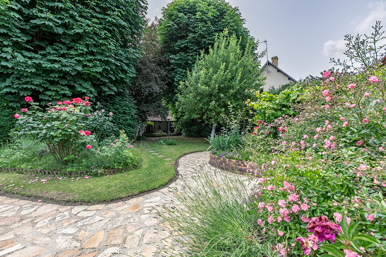 Maison Bourgeoise sur parc paysagé à Noyon