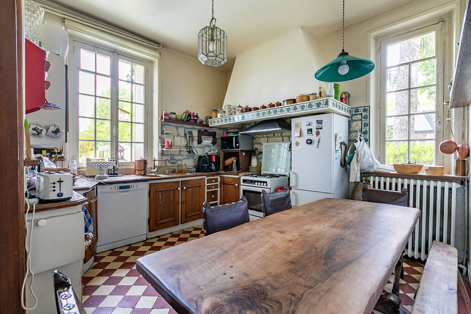 Villa avec vue, piscine et parc arboré, dépendances et maison de gardien à Coye la forêt