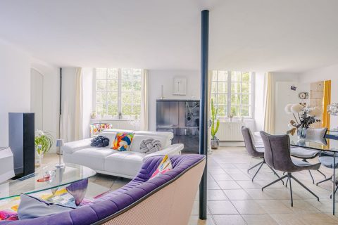 Contemporary duplex in the heart of a centuries-old abbey near Picquigny