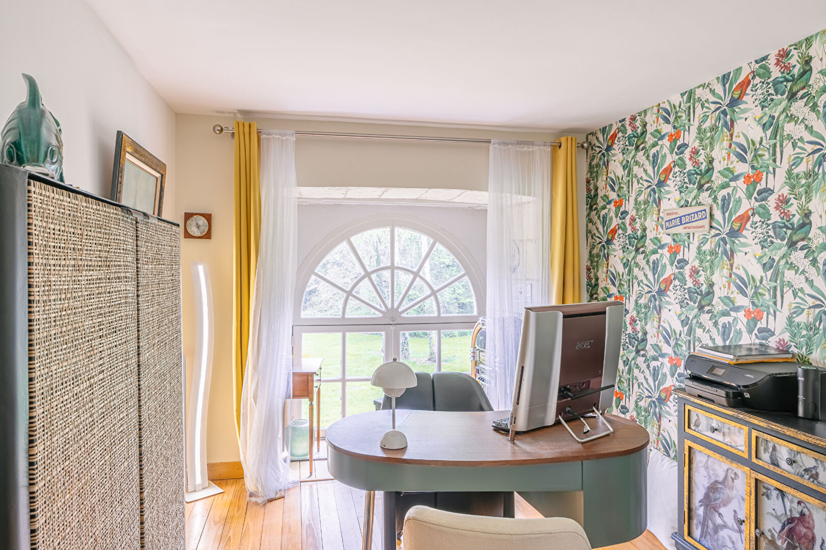 Contemporary duplex in the heart of a centuries-old abbey near Picquigny