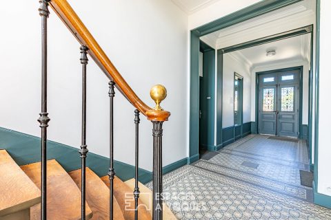 Appartement familial haut de gamme avec jardin dans une demeure emblématique de Crépy-en-Valois