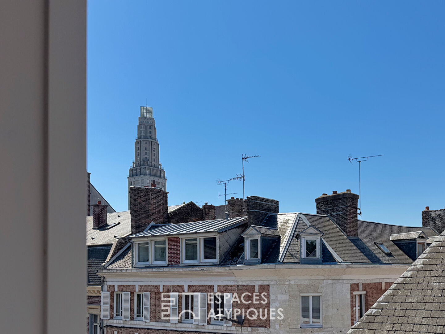Charming attic apartment in the historic center of Amiens