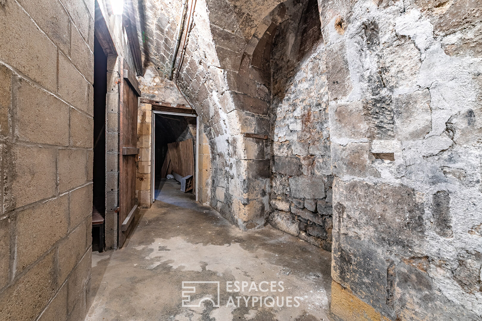 Unique! Beautiful renovated apartment in the historic city center of Compiègne