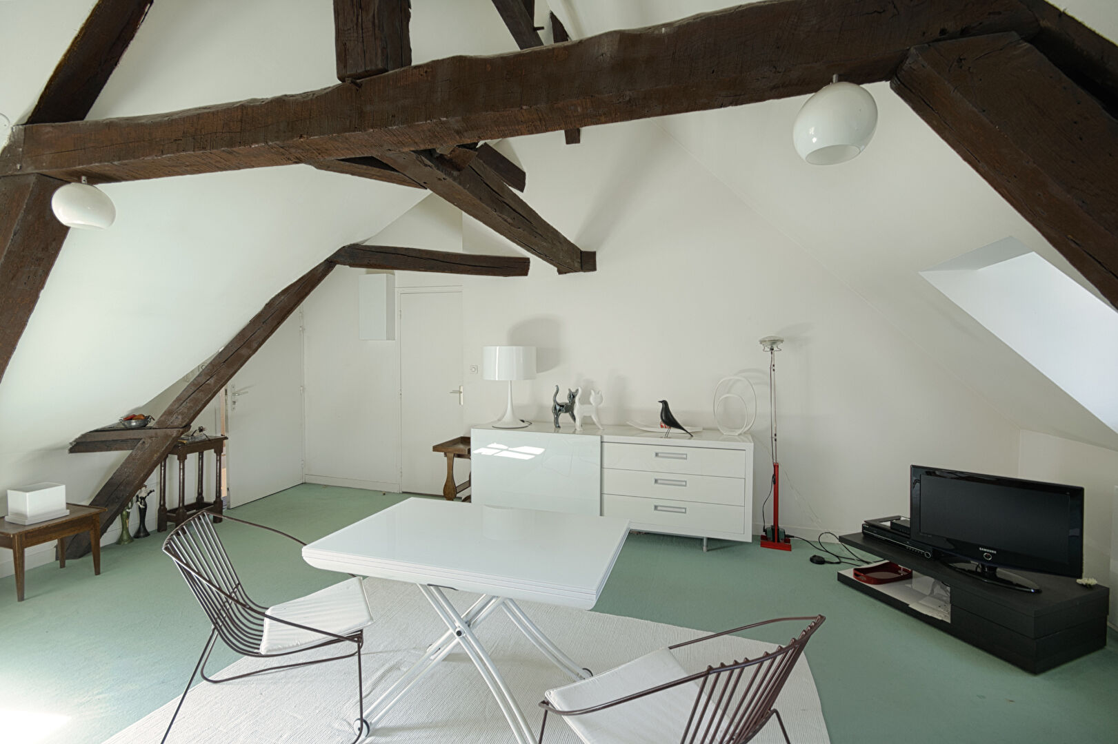Apartment with view of the Cathedral in the historic center of Amiens
