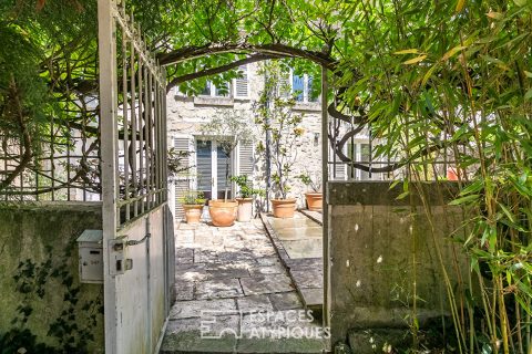 Charming renovated stone house with terrace and garden near Compiègne