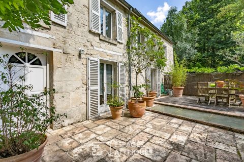 Charming renovated stone house with terrace and garden near Compiègne