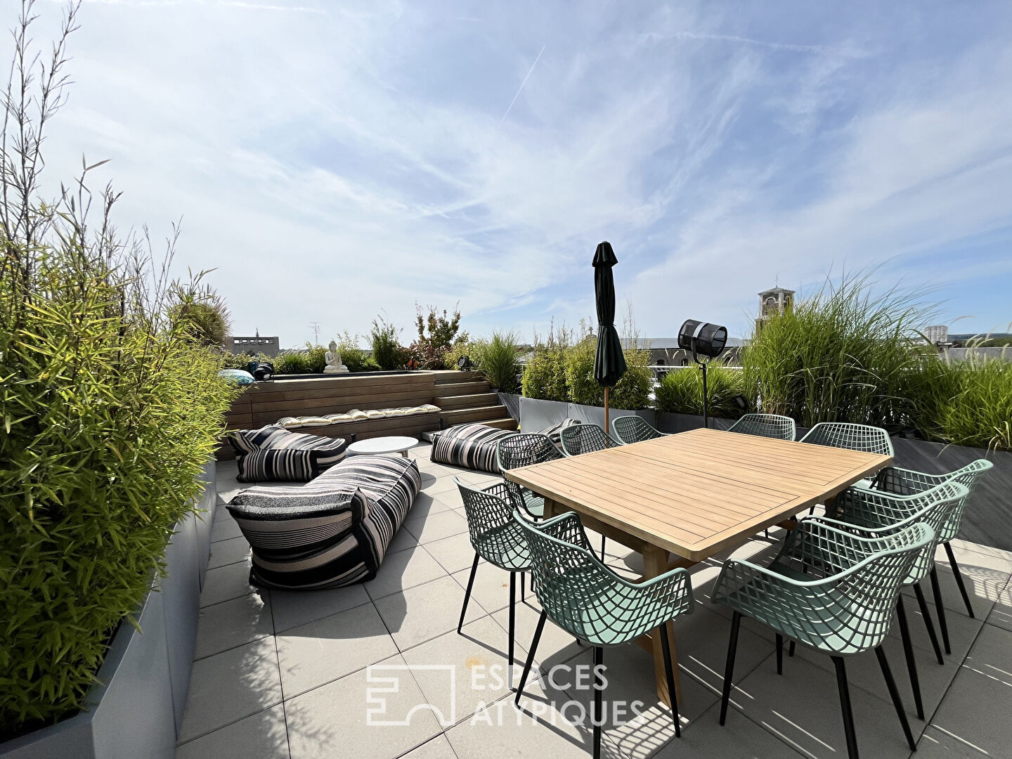 Penthouse avec terrasse piscine. Amiens centre