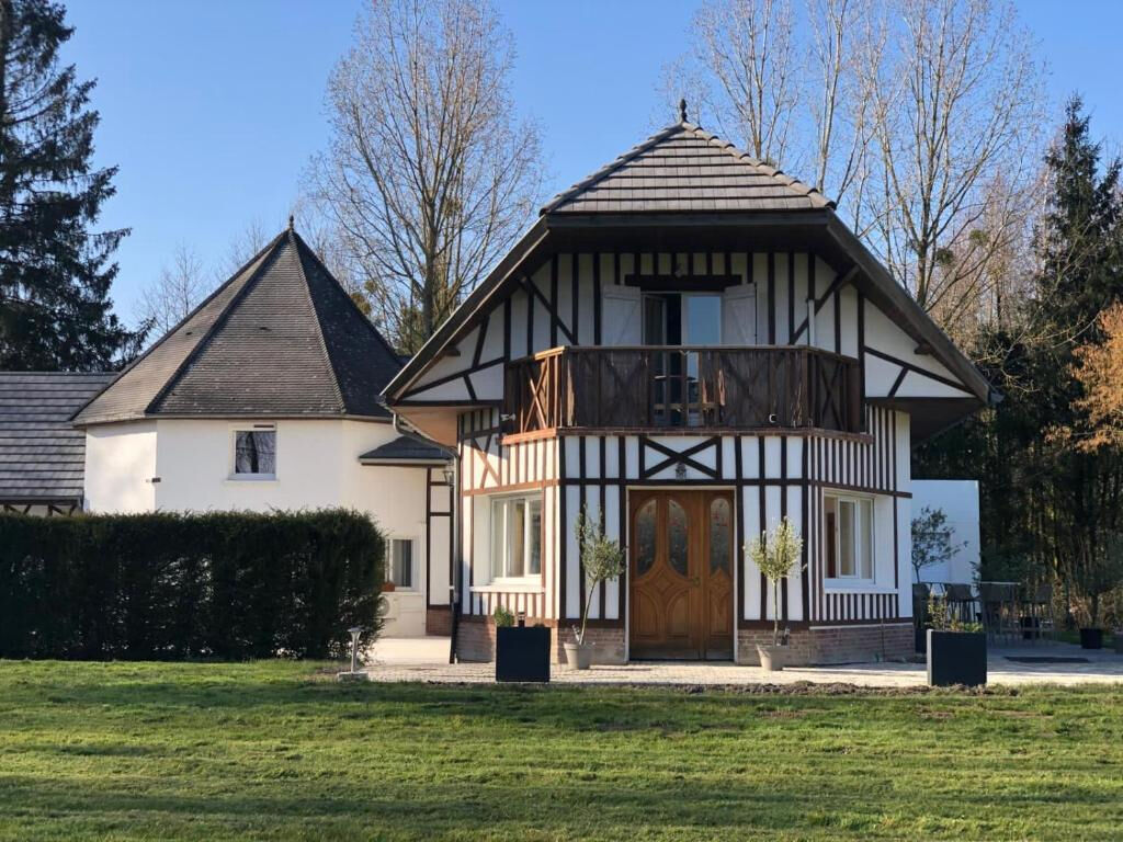 Beautiful event house and guest rooms