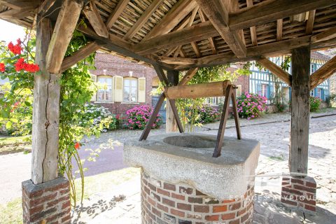 Maison de charme à colombage au coeur de Gerberoy