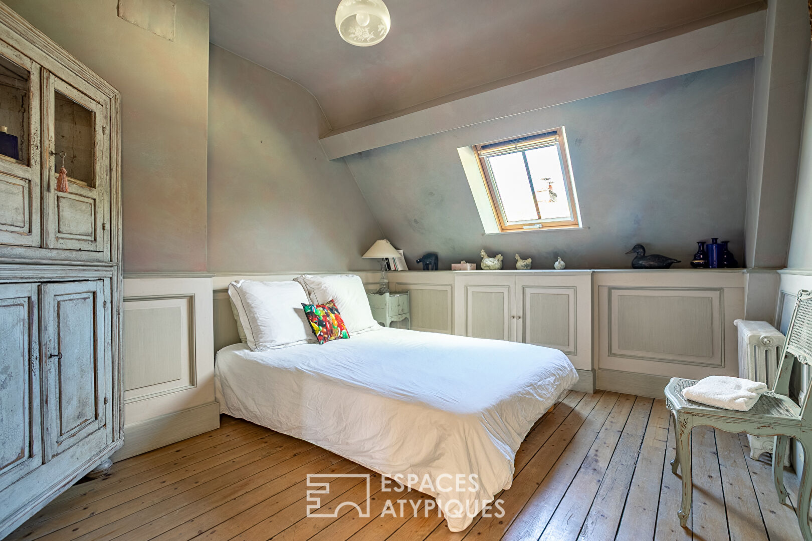An extraordinary family home in the heart of Senlis