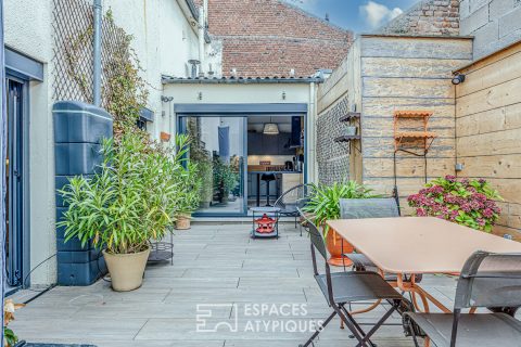 Charming townhouse with terrace in the very center of Camon
