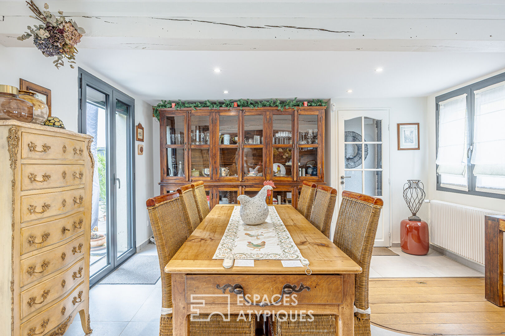 Charming townhouse with terrace in the very center of Camon