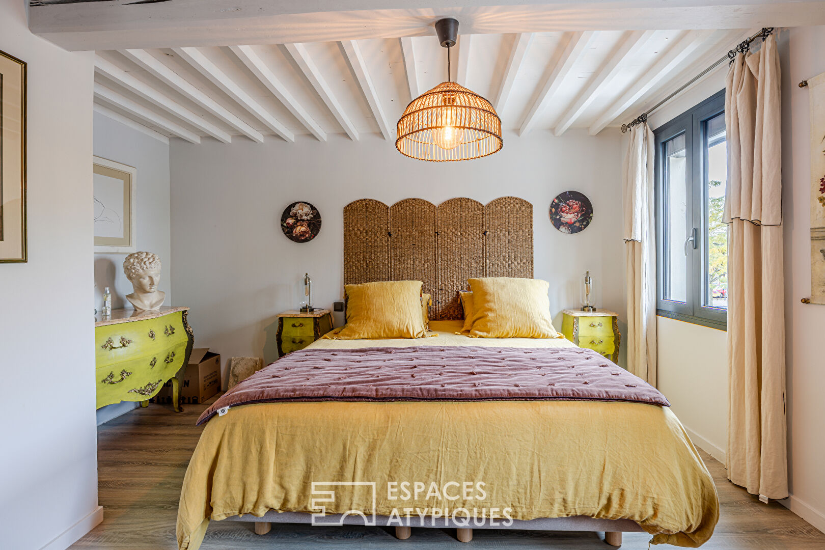 Charming townhouse with terrace in the very center of Camon