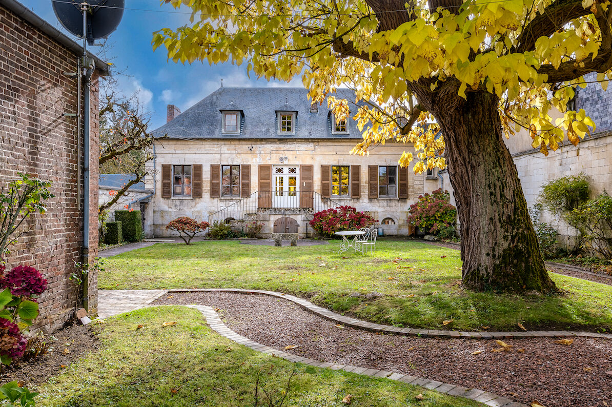 Belle maison de Maître, idéale maison d’hôtes, gites ou grande famille proche Breteuil