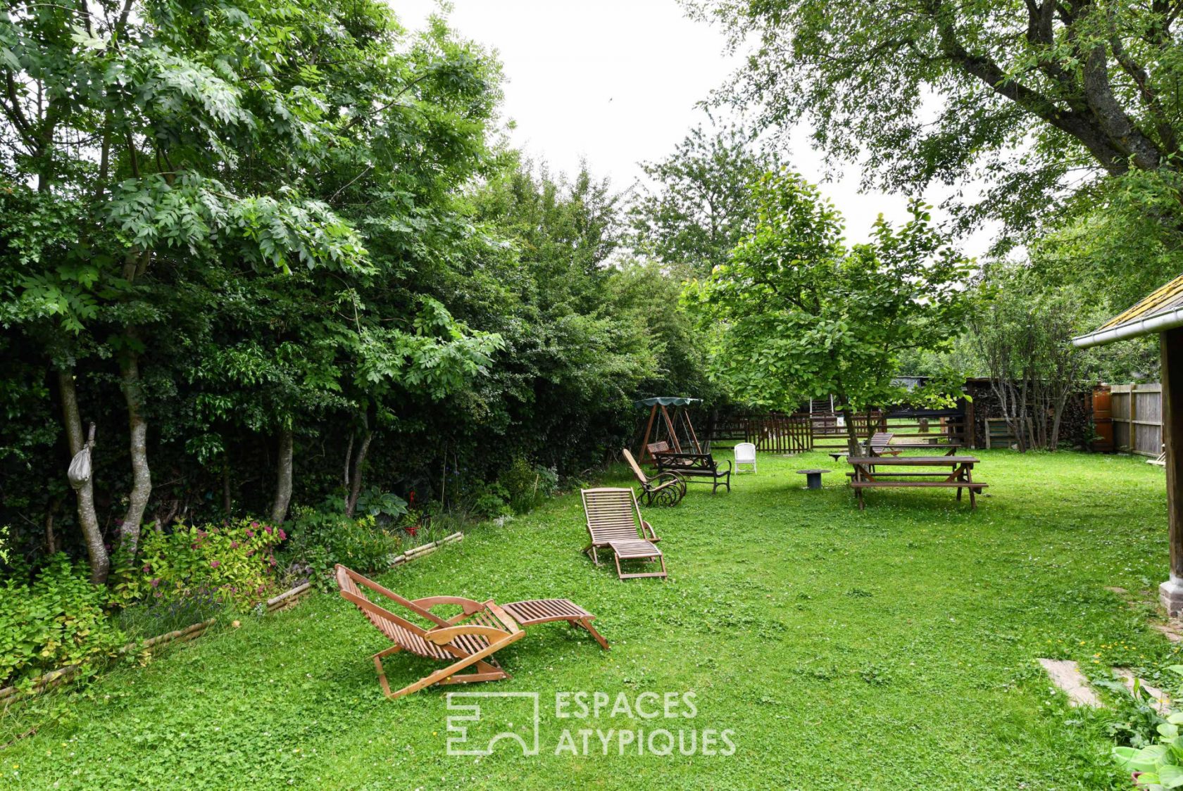 The green paradise – Beautiful longère perfectly restored