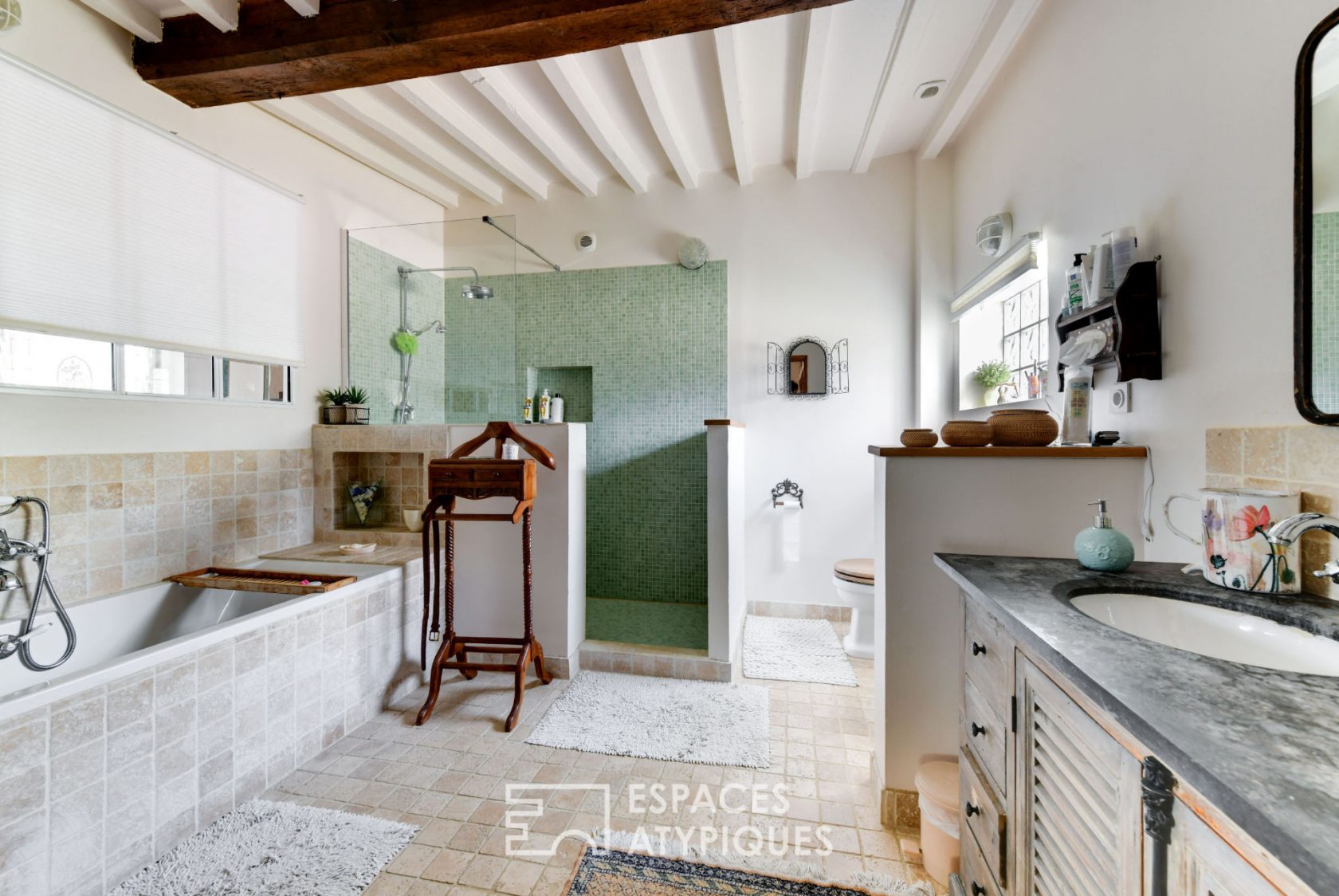 The green paradise – Beautiful longère perfectly restored