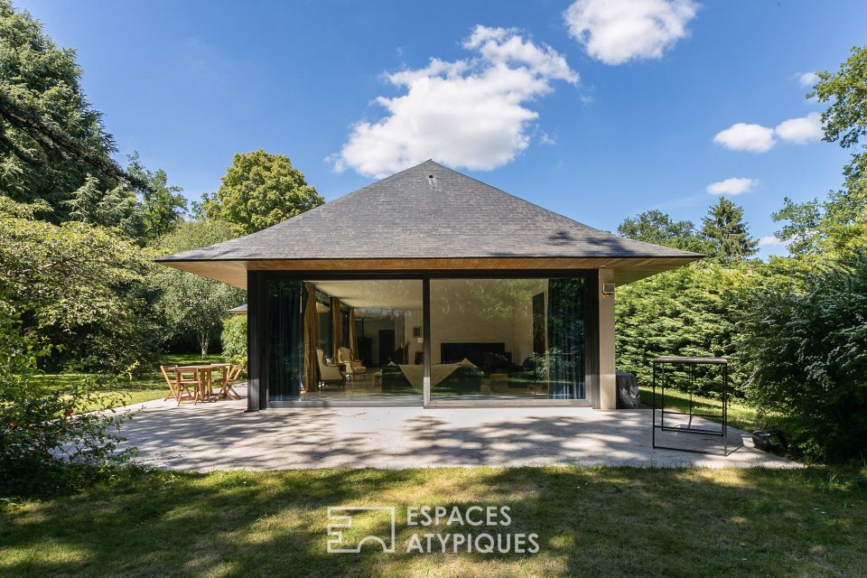 60260 LAMORLAYE - Zen structuré - Maison d'architecte contemporaine dans le domaine du Lys Chantilly - Réf. EAP147