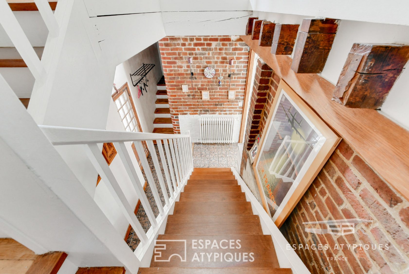 A corner of Paradise – charming renovated longhouse of 230m²