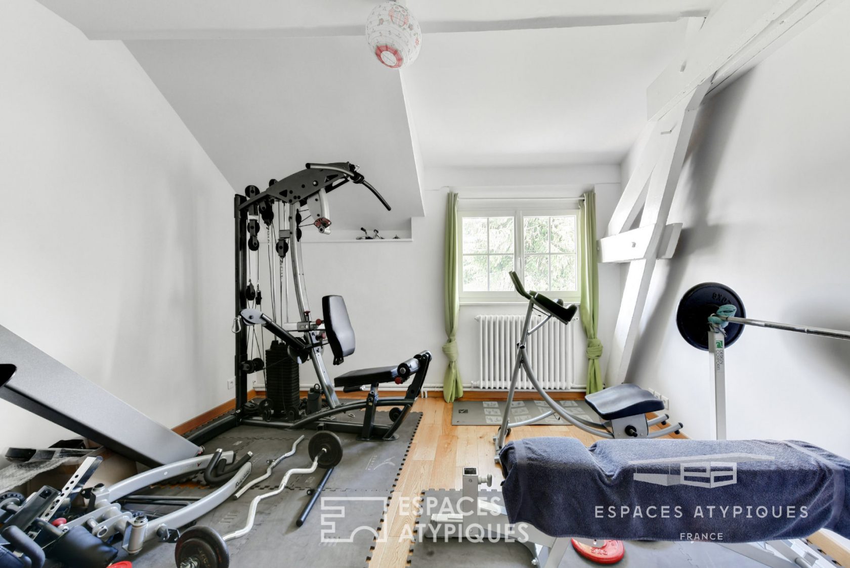 A corner of Paradise – charming renovated longhouse of 230m²