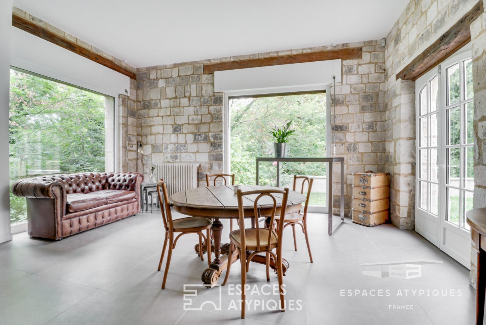 La Cachottière – Village house in stone completely renovated