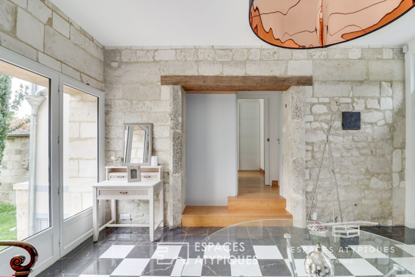 La Cachottière – Village house in stone completely renovated