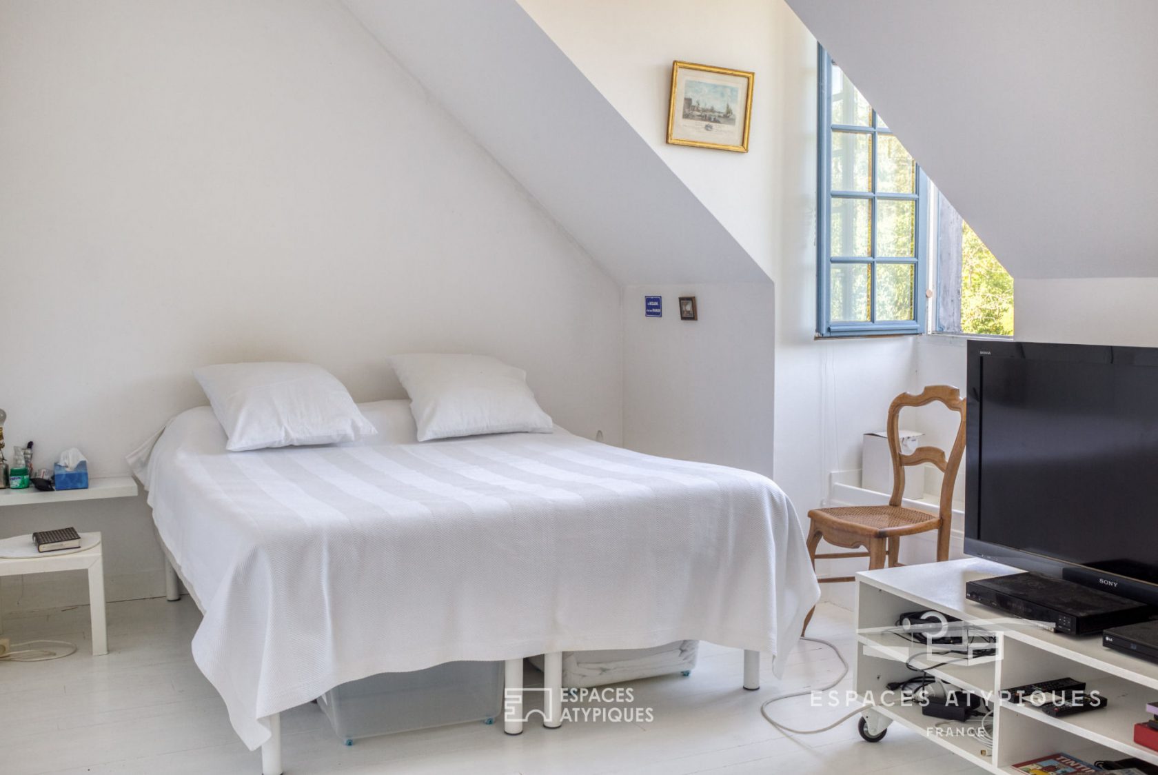The magnificent – duplex within an abbey