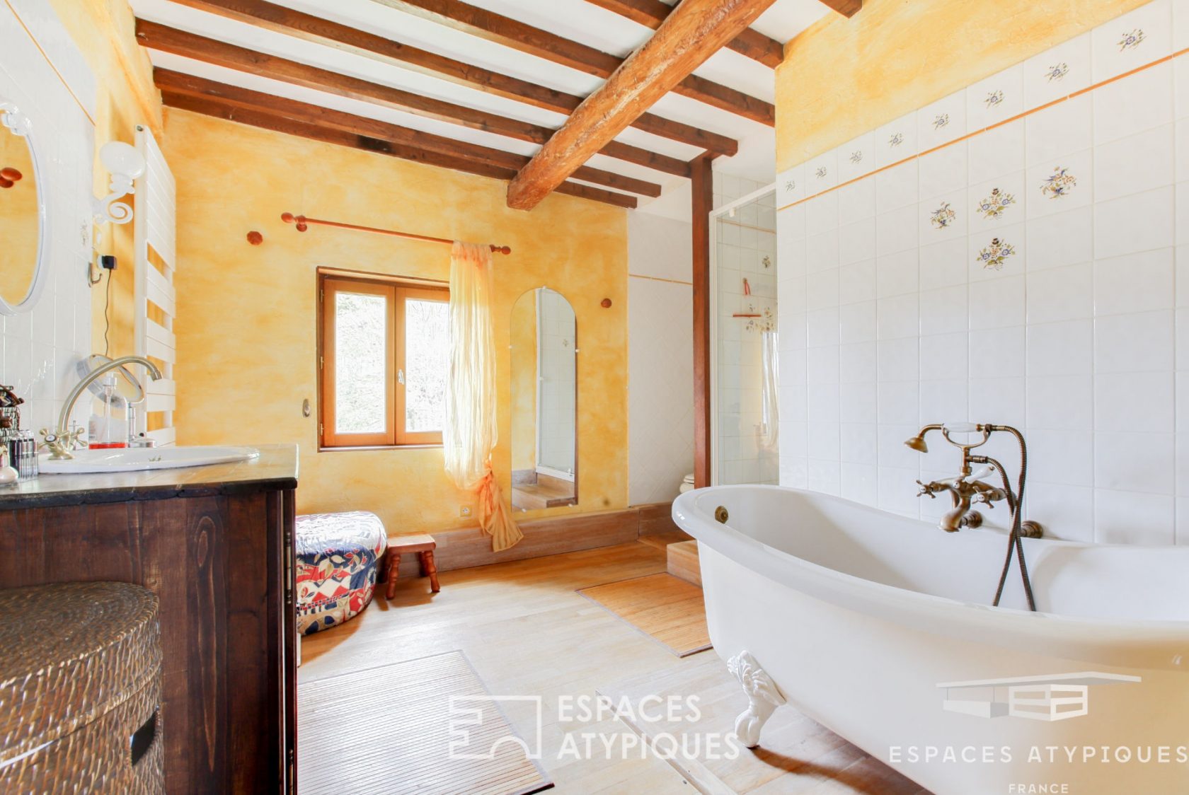 Since 1850 – Beautiful newly renovated property