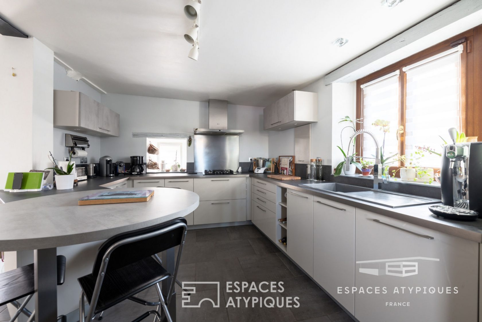 Parenthèse dans le quartier – Belle Longère rénovée
