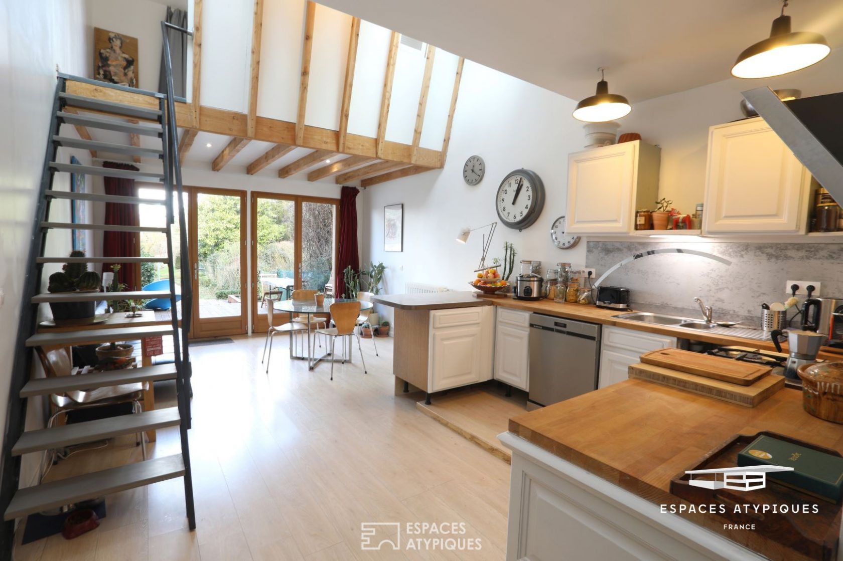 LA BOHEME : MAISON DE VILLE RENOVEE