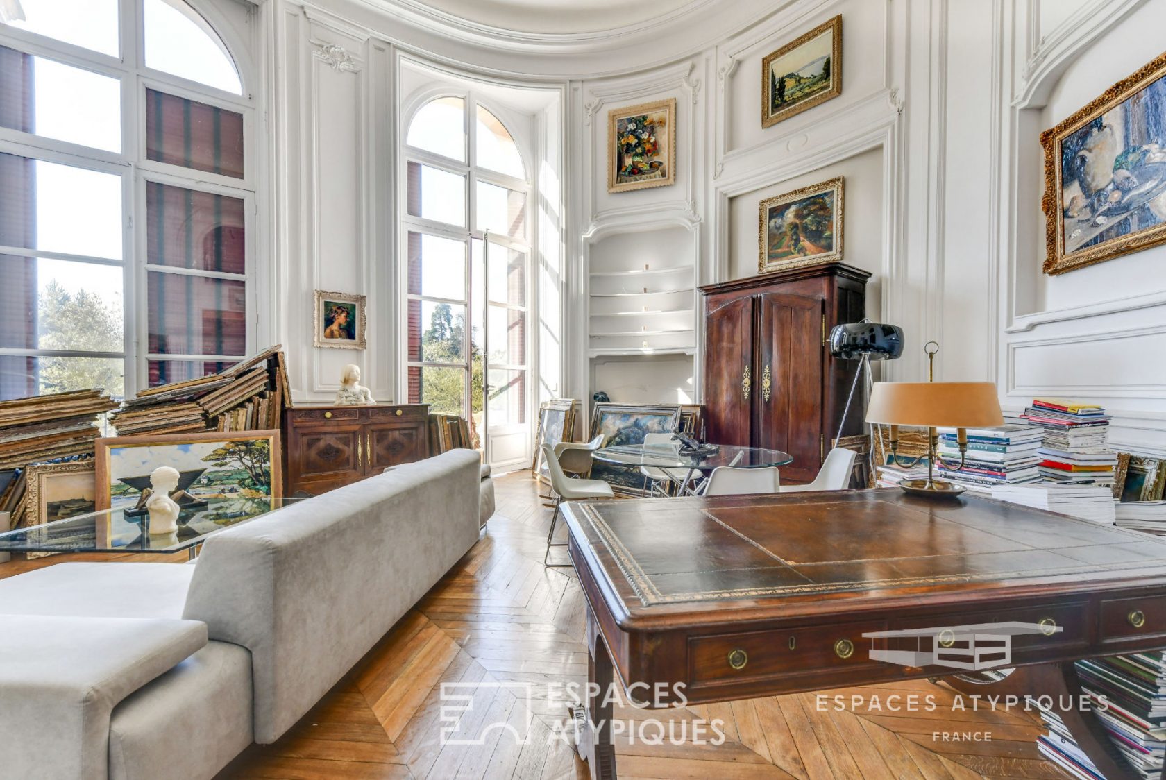 Aux portes de Paris – Magnifique duplex contemporain aménagé au coeur du Château de Villette