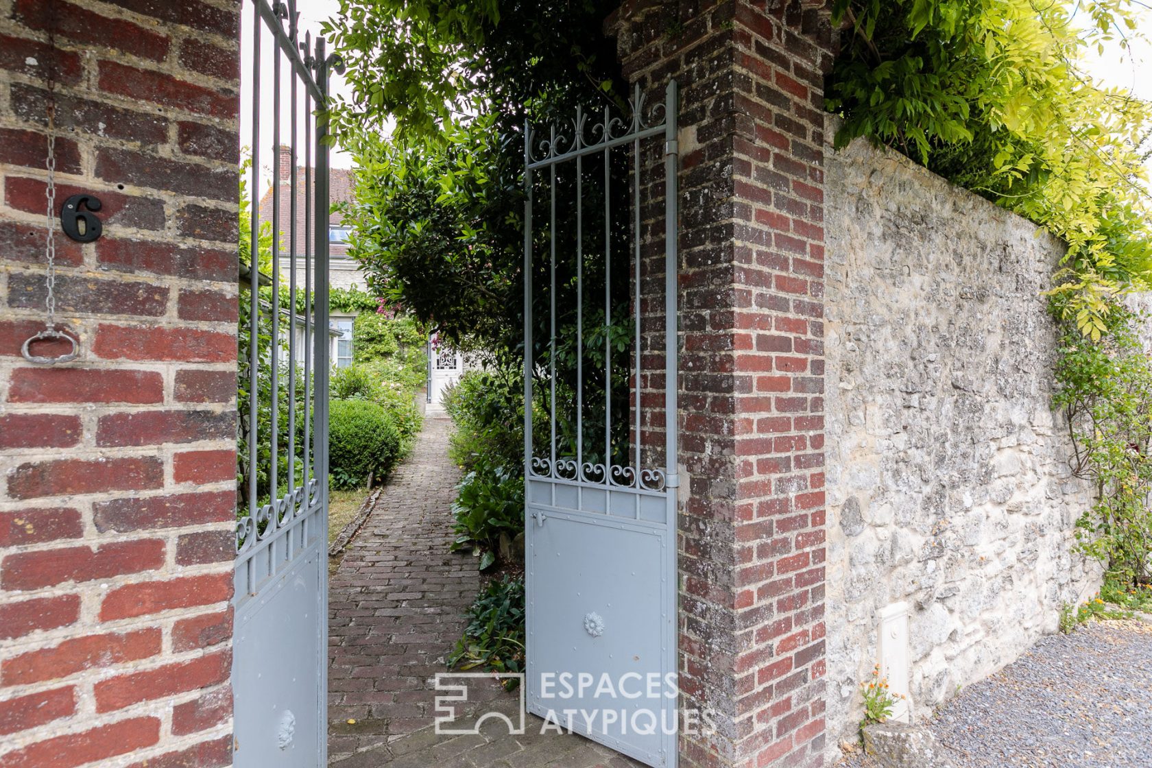 Like an air of Beatrix Potter … Beautiful renovated charming house