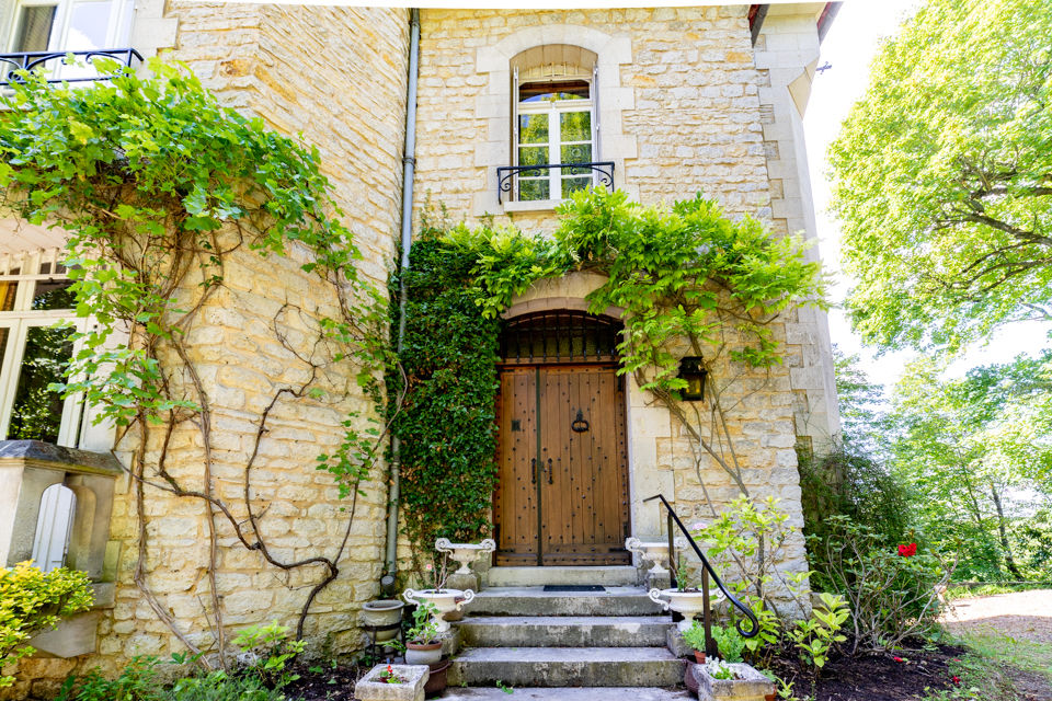 Out of sight – Authentic family house from the early 20th century