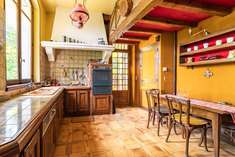Out of sight – Authentic family house from the early 20th century