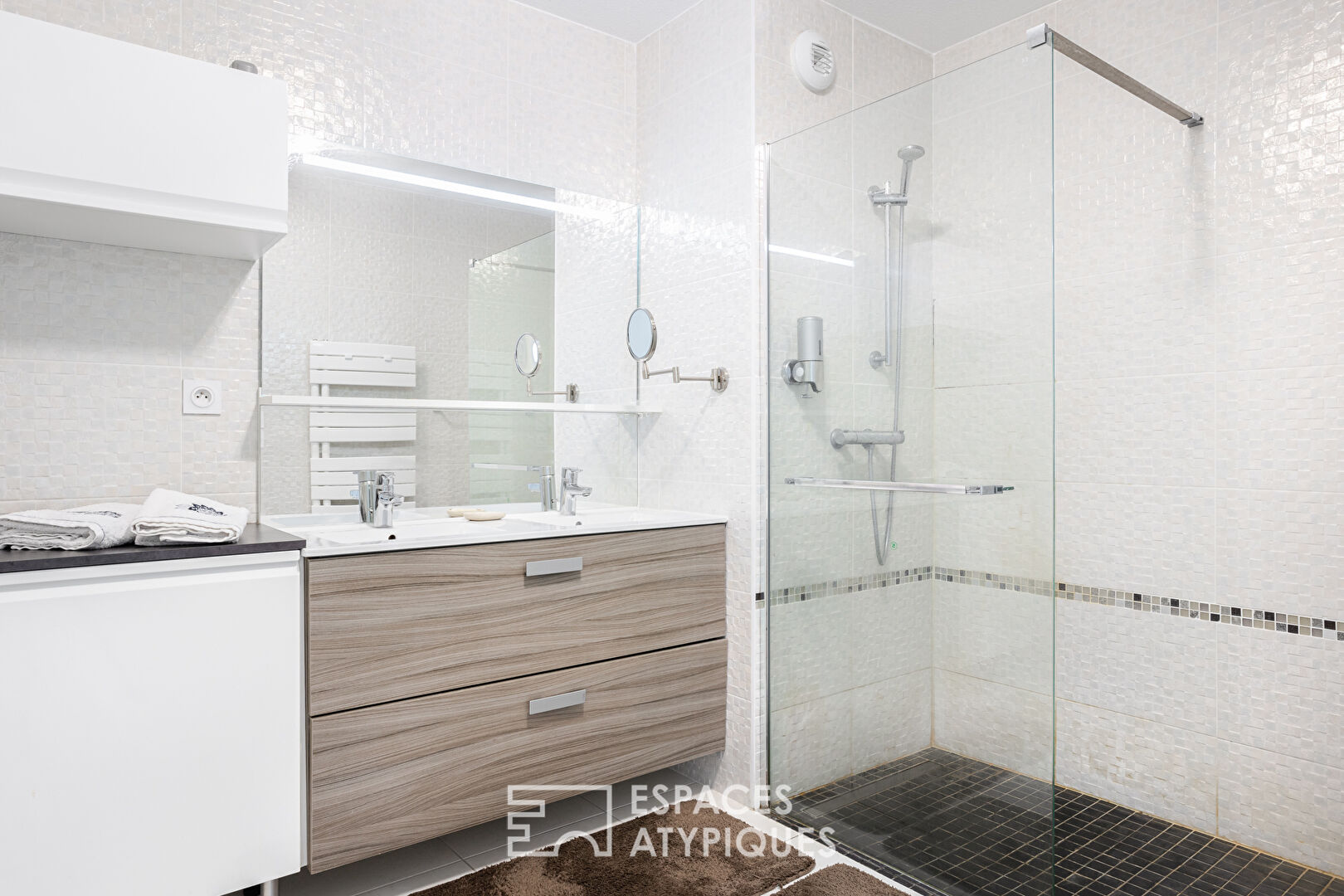 Apartment in the heart of Les Minimes, sea view balcony