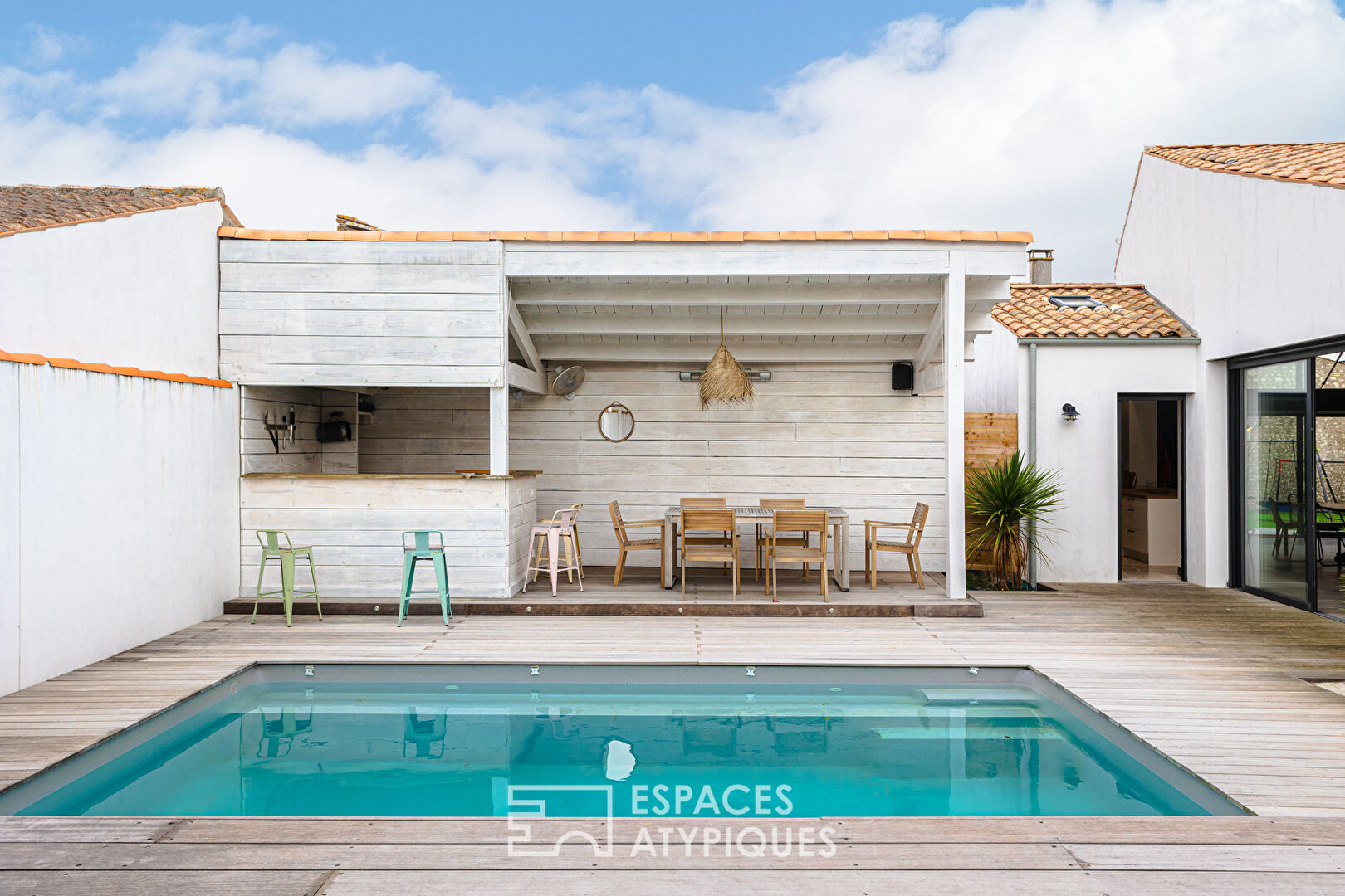 Contemporary renovation in the heart of town
