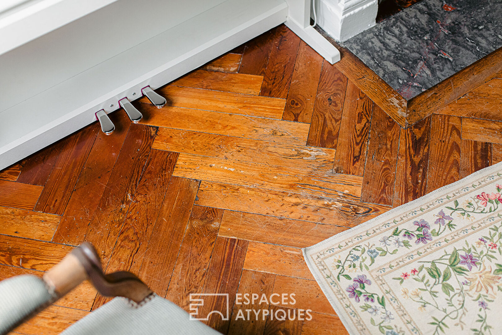 Duplex with patio, in the heart of the central market