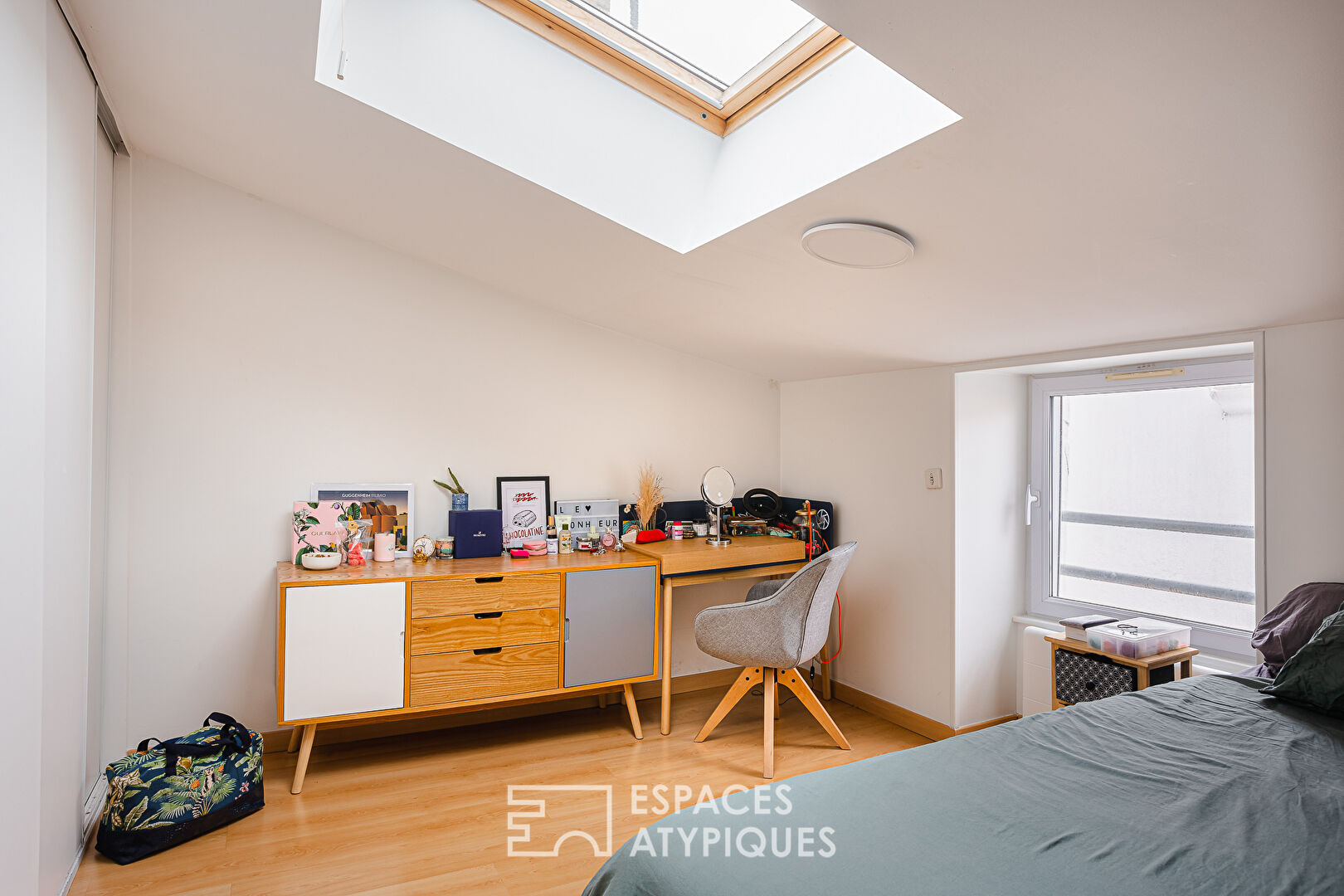 Duplex with patio, in the heart of the central market