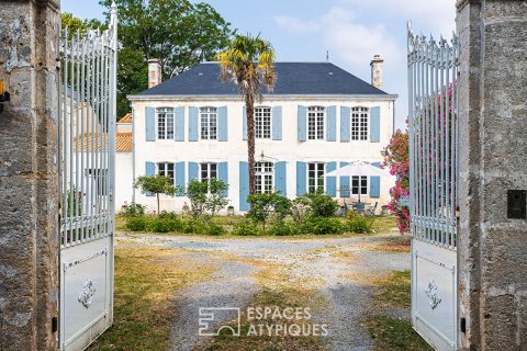 Maison de maître et son gîte en centre-ville