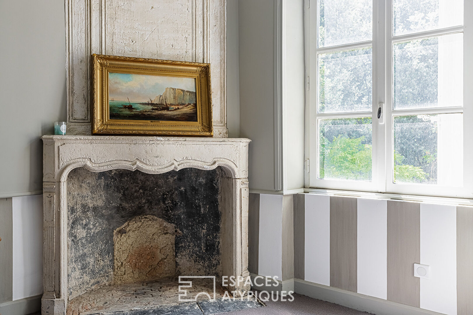 Manor house in sought-after location