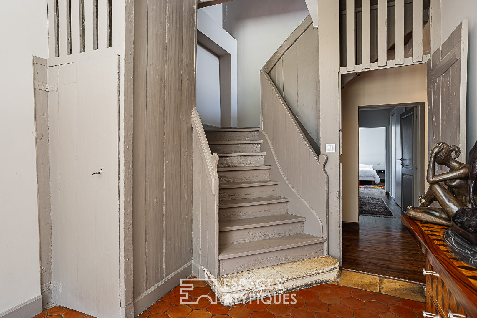 Manor house in sought-after location