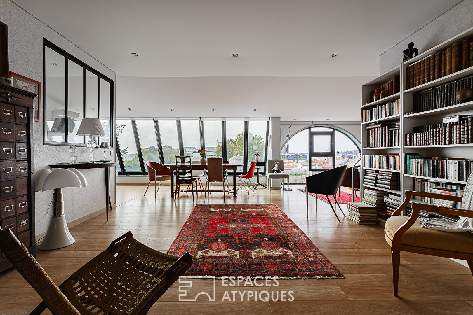 Apartment with a view, in the heart of the city